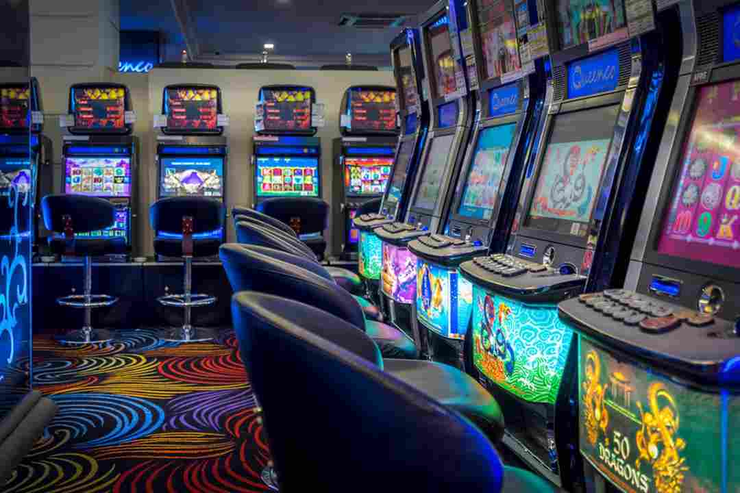 Slot games tại Queenco Hotel and Casino